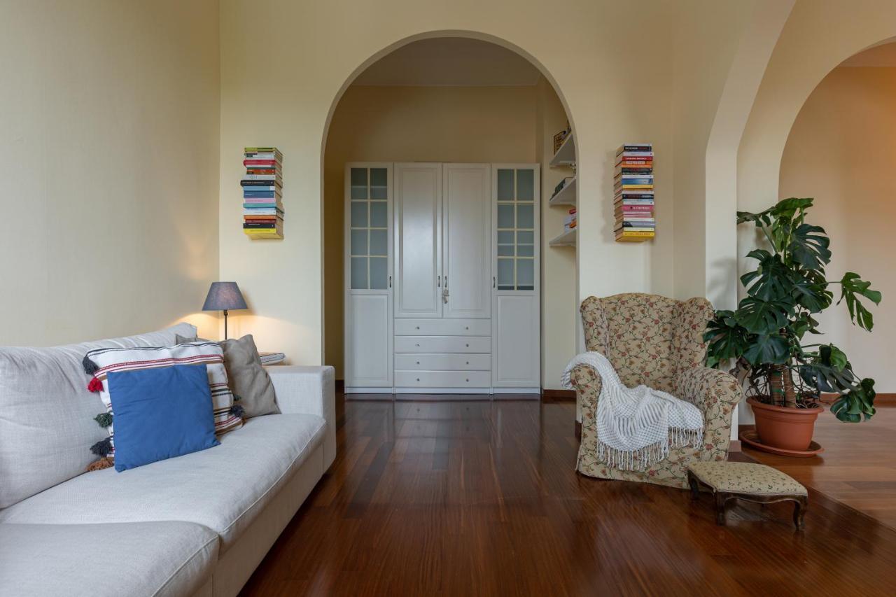Apartment Beplace In Lotto Milan