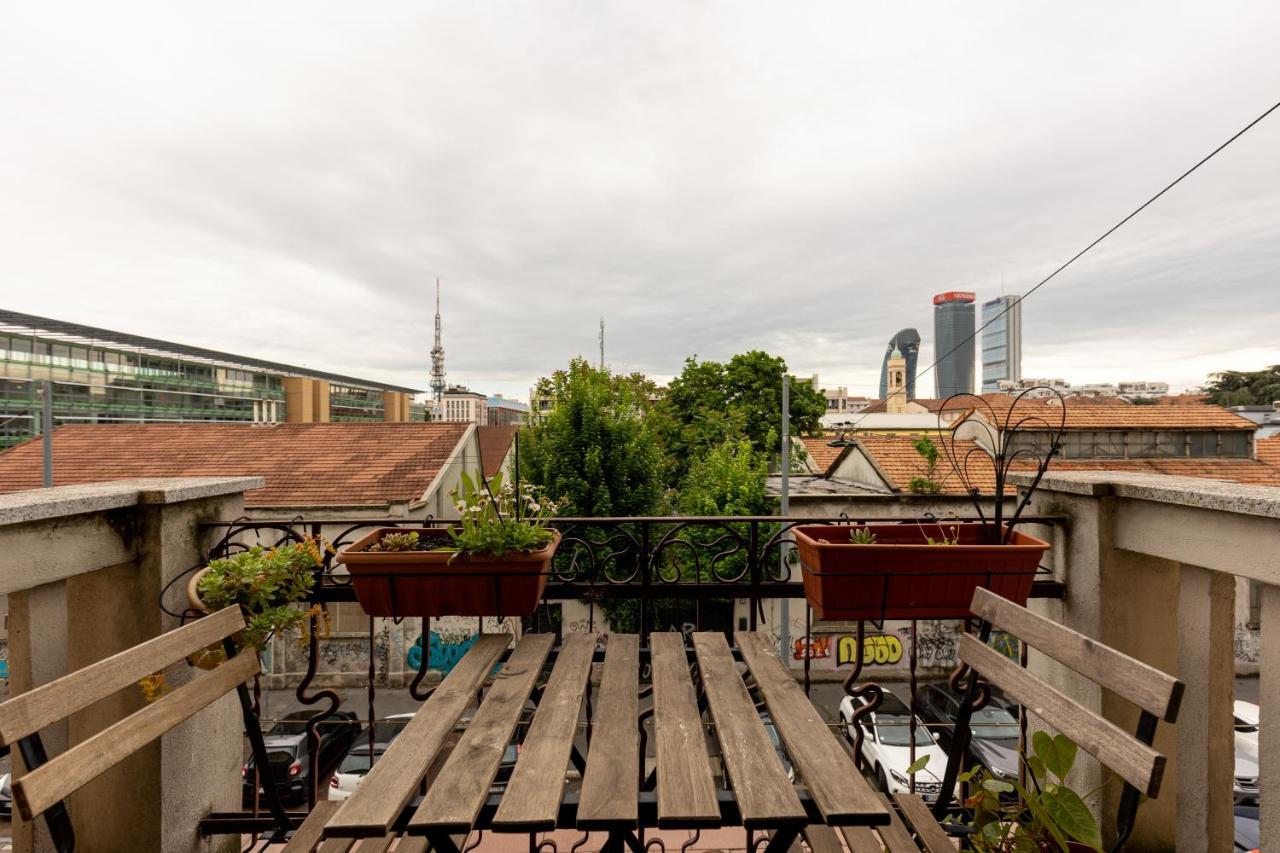 Apartment Beplace In Lotto Milan
