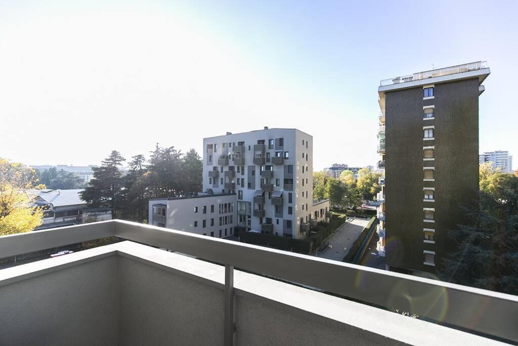 Apartment Sansiro Citylife Spazioso Studio Apt Metro 5min Milan