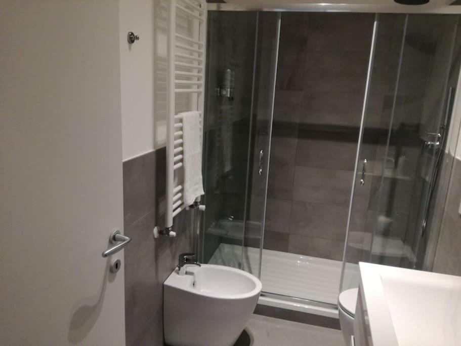 Apartment Mm3/repubblica, 2 Min. Da Staz. Milan