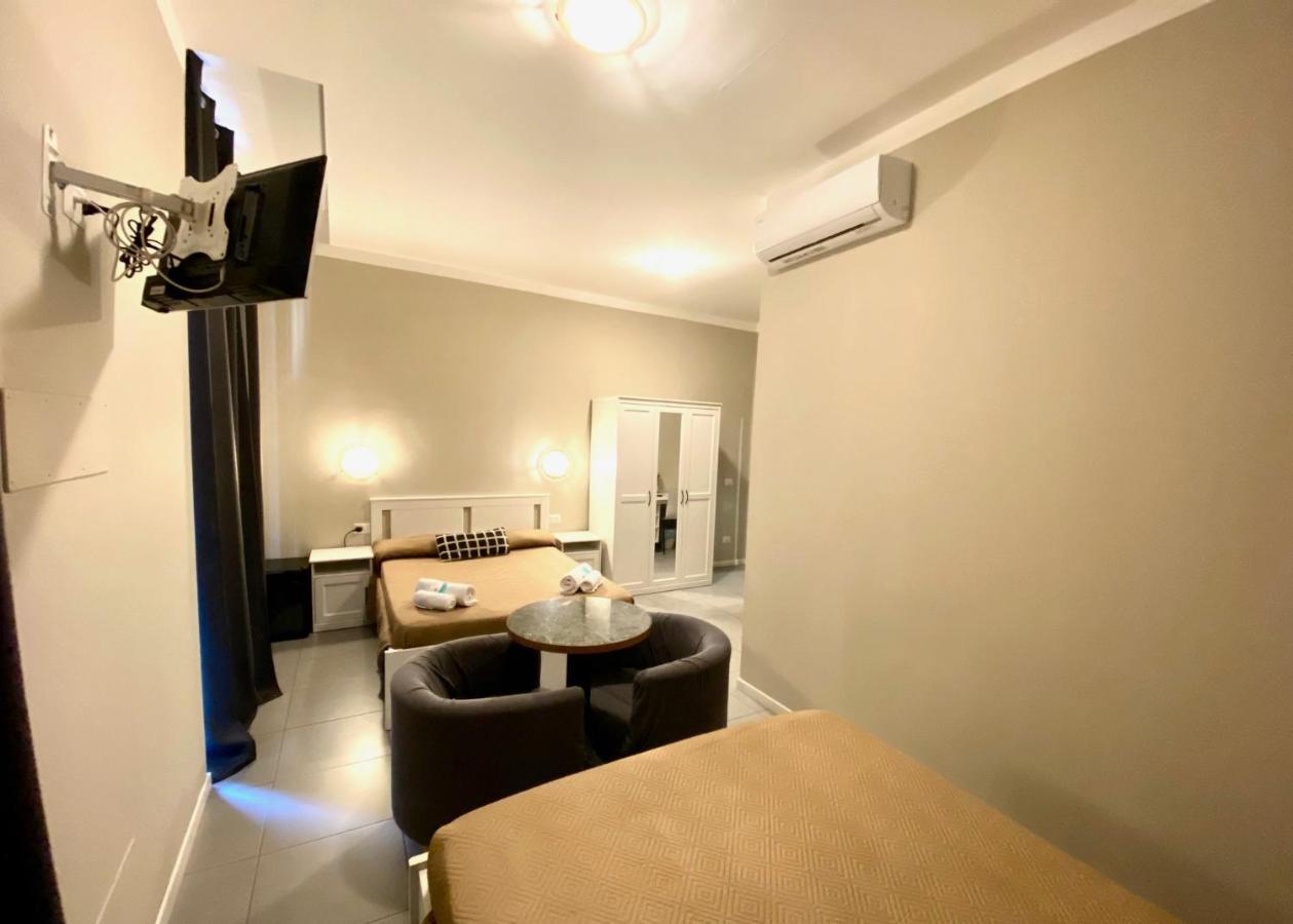Hotel Golden Milan