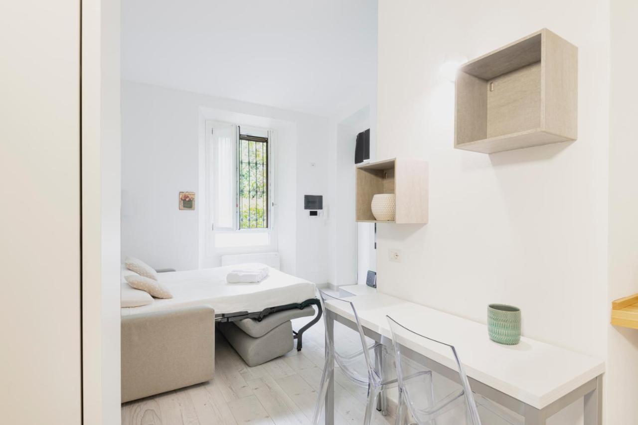Easylife - Comodo Studio In Corso Di Porta Romana Apartamento