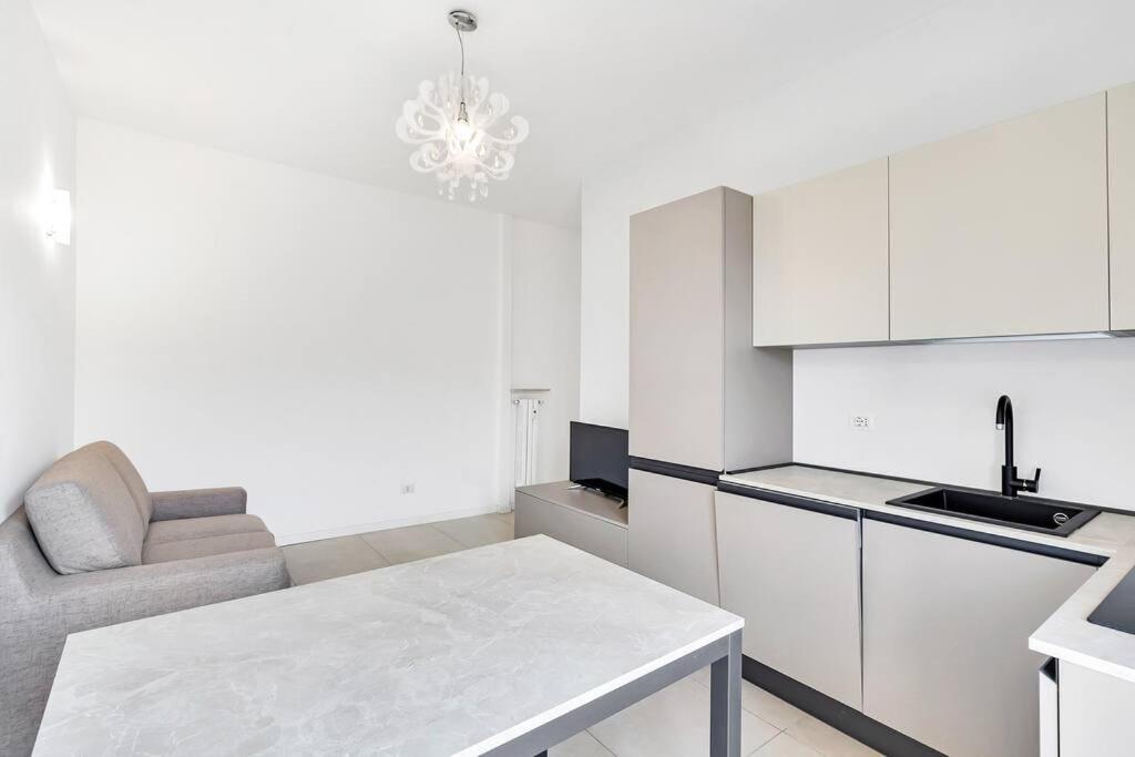 Apartment Alessia's Flat - Caroli Milan