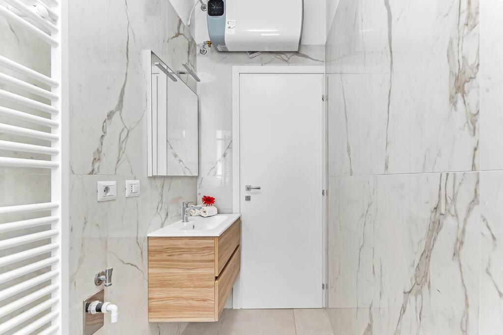 Alessia's Flat - Caroli Apartment