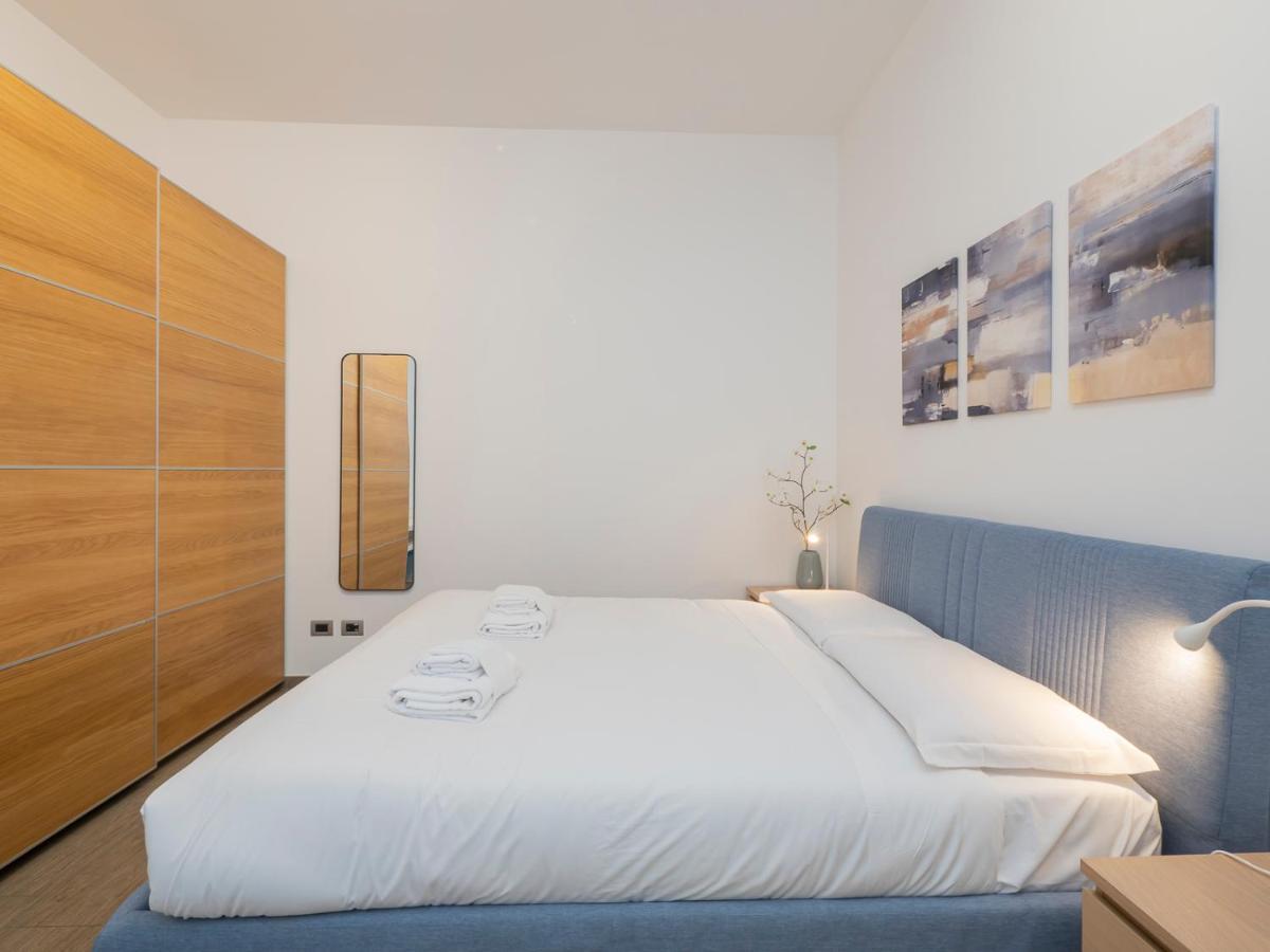 Apartment I Host - Montesuello 9 Milan