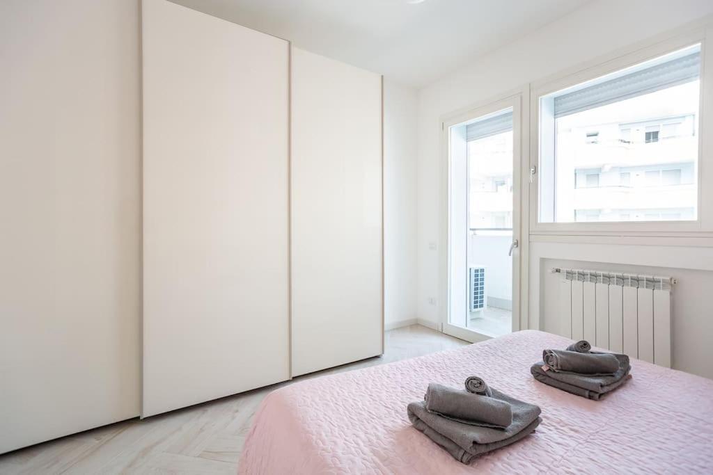 Apartment Caltagirone Milan