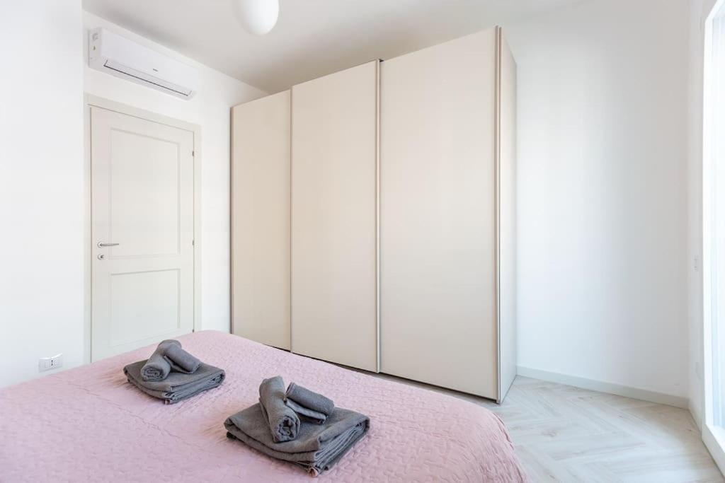 Apartment Caltagirone Milan