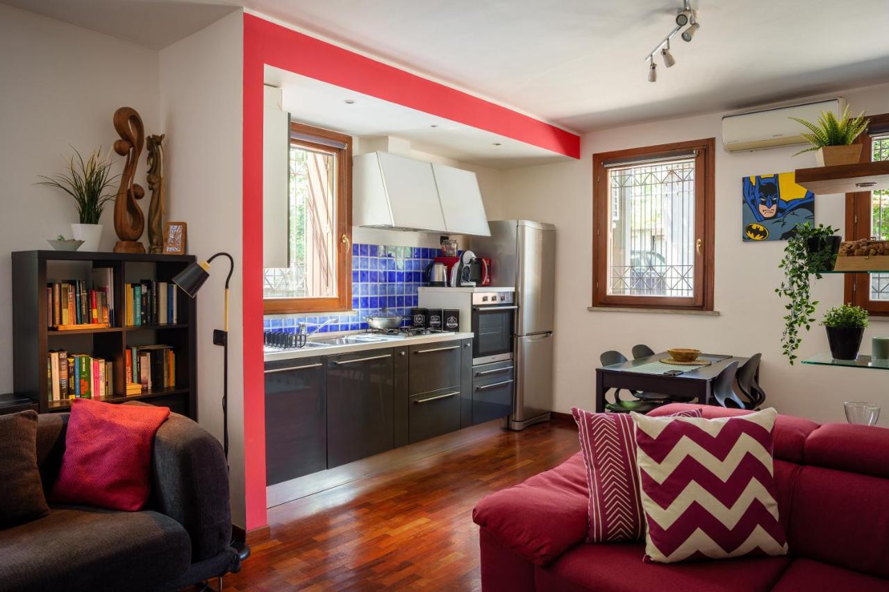 Accomodo Mib15 Bivano Navigli Milan