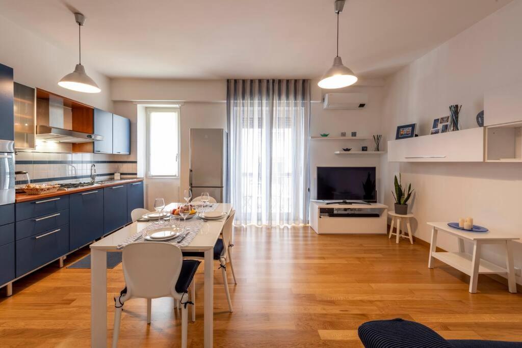 Apartment Bnbutler - Strigelli, 13 - Accogliente Bilocale Con Balcone Milan