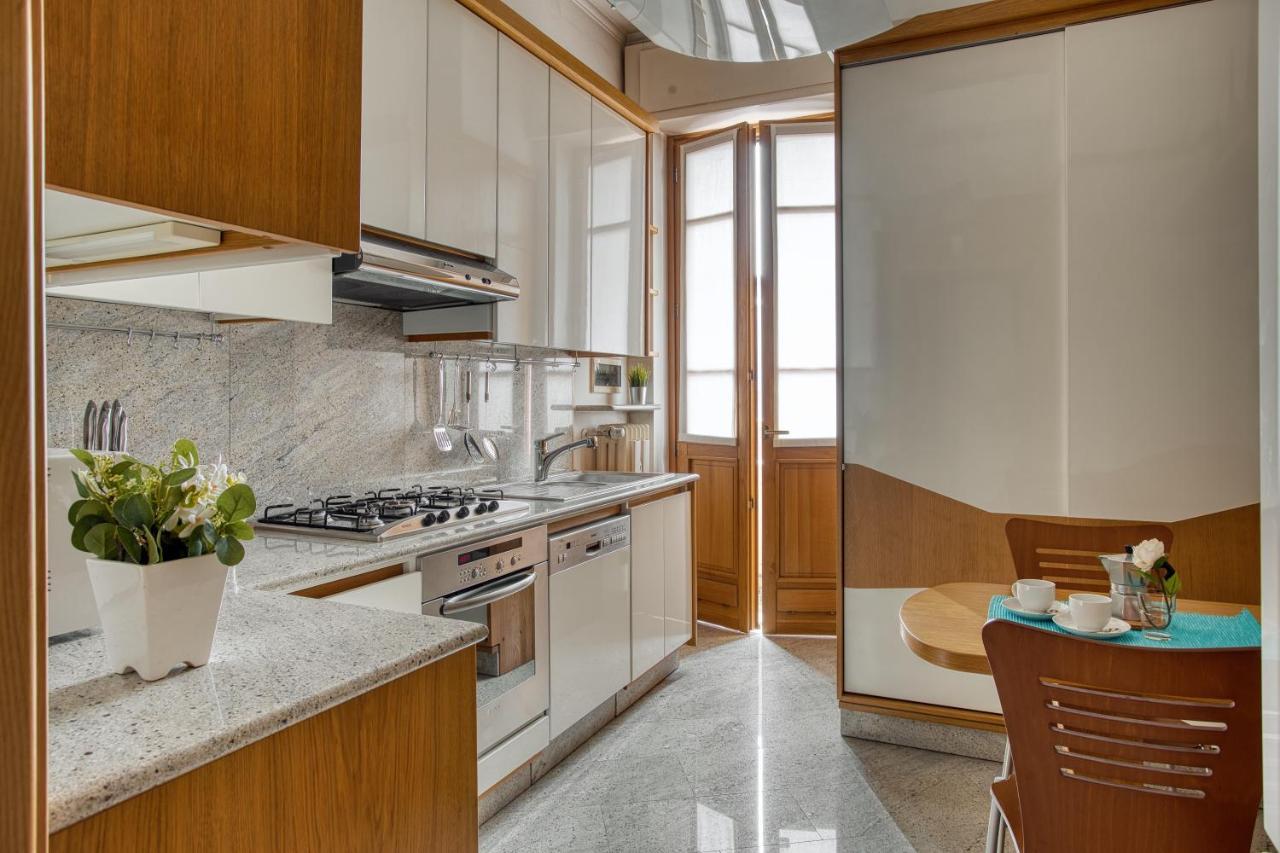 Joivy Captivating Flat With Balcony Apartment Milan