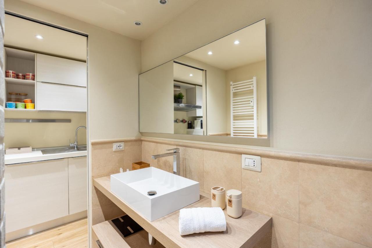 Sempione-duomonuovo Loft Con Wifi E Neflix Apartment