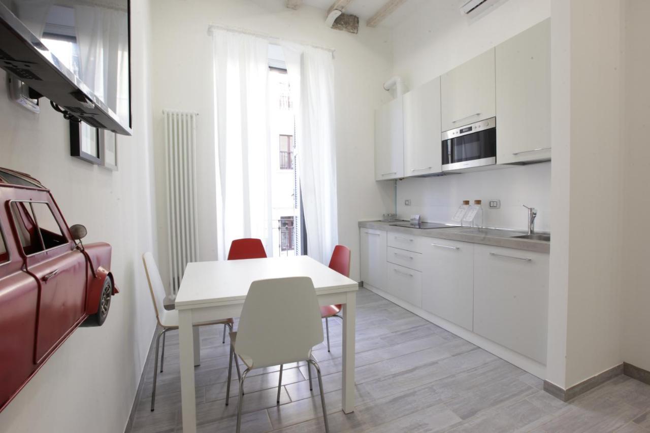 Amazing In Center With Balcony Apartment Milan