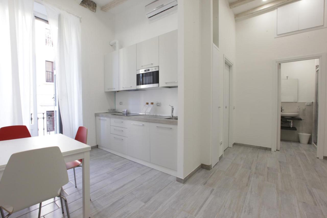 Apartment Amazing In Center With Balcony *