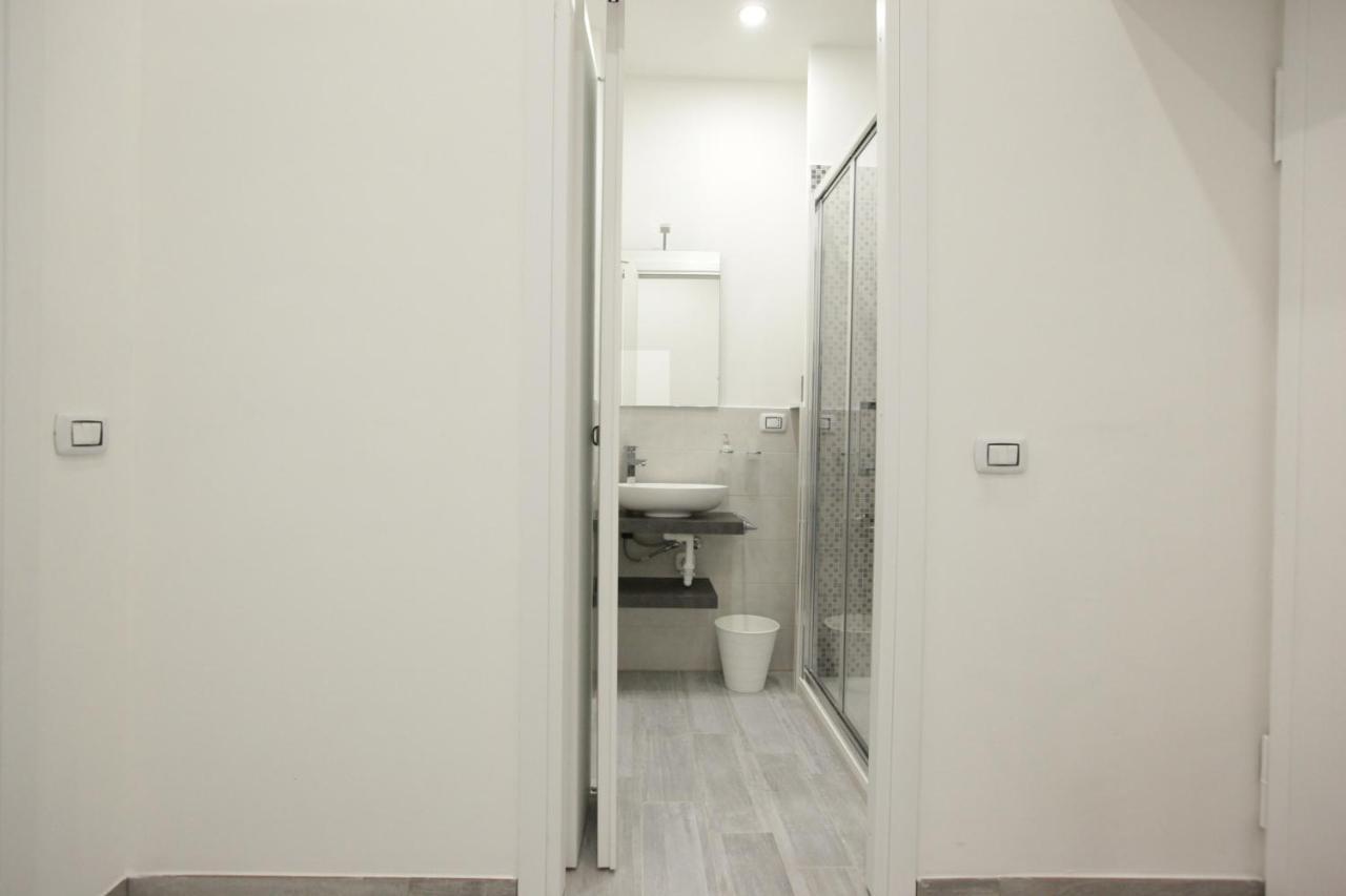 Amazing In Center With Balcony * Milan