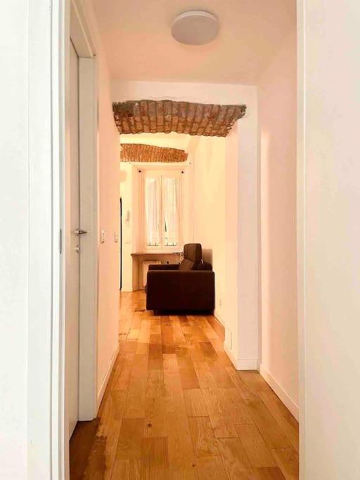 Apartment Isola - Garibaldi Lovely Apt. With Netflix And Wifi Milan