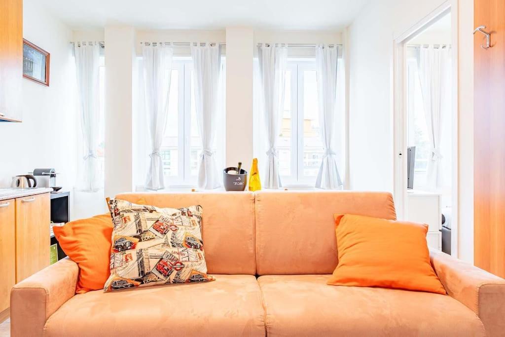 Guest Planet - Living Fortezza 27! Apartment Milan