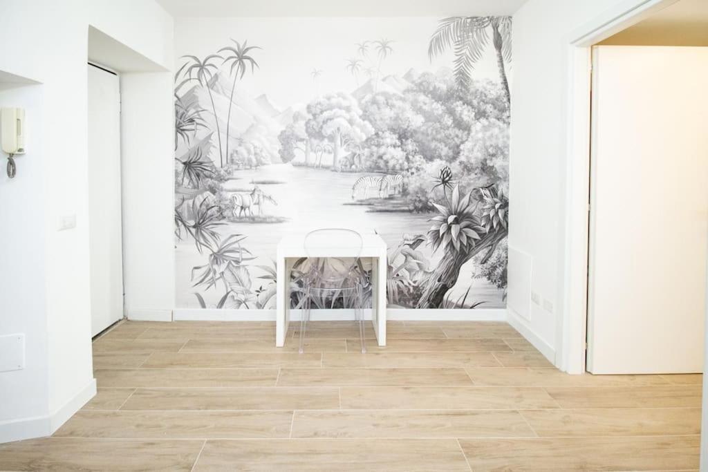 Apartment Palm Milan