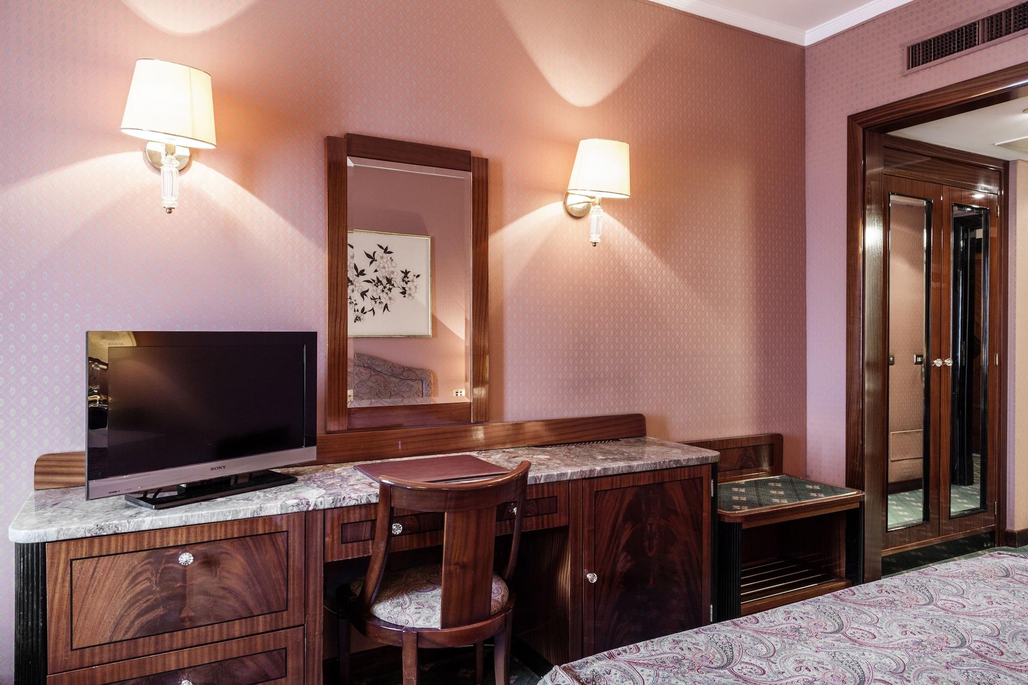 Hotel Doria Grand 4*