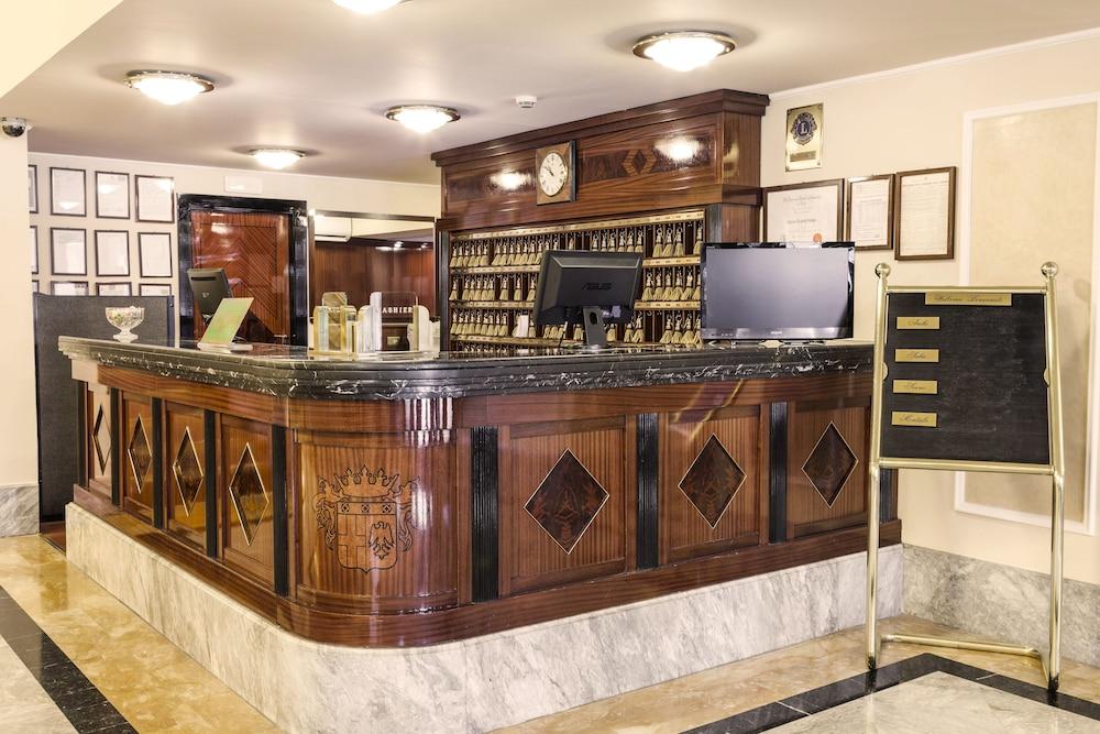 Hotel Doria Grand