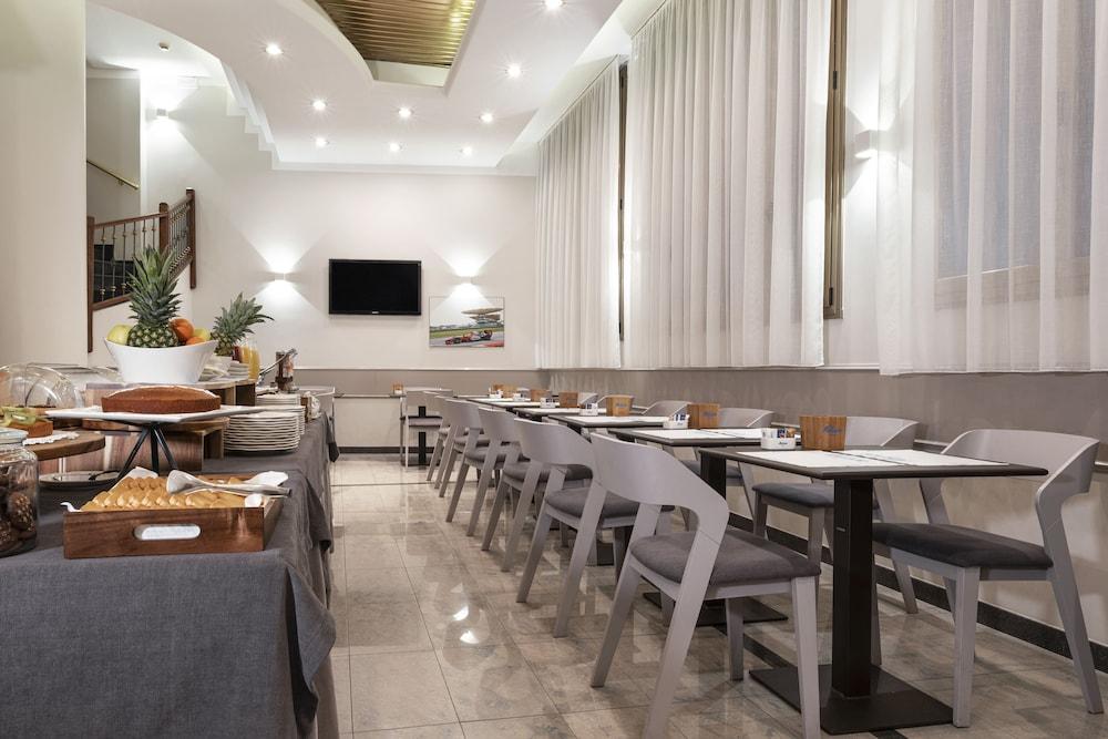 Hotel Mokinba King Milan