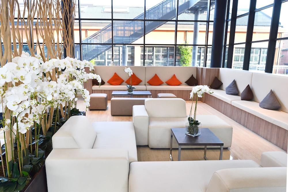 Hotel Hilton Garden North 4*