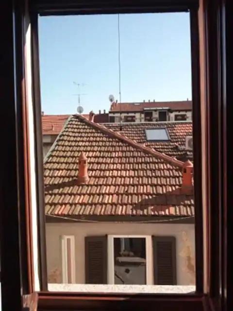 Governo Provvisorio House Apartment Milan
