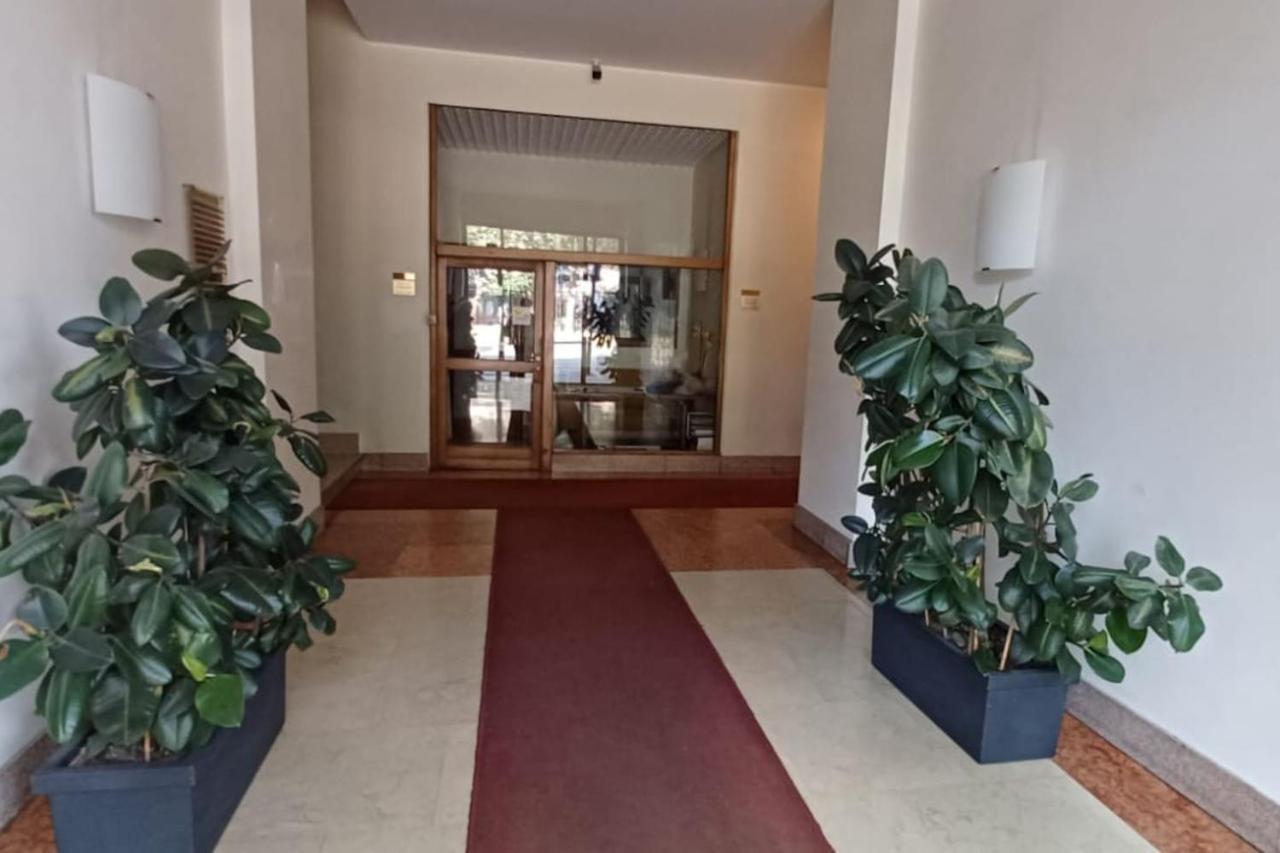Apartment Lagosta Home-isola Milan