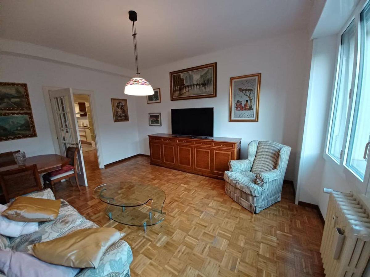 Lagosta Home-isola Apartment Milan