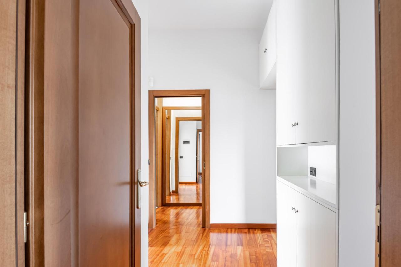Easylife - Moderno Rifugio A Porta Romana Milan