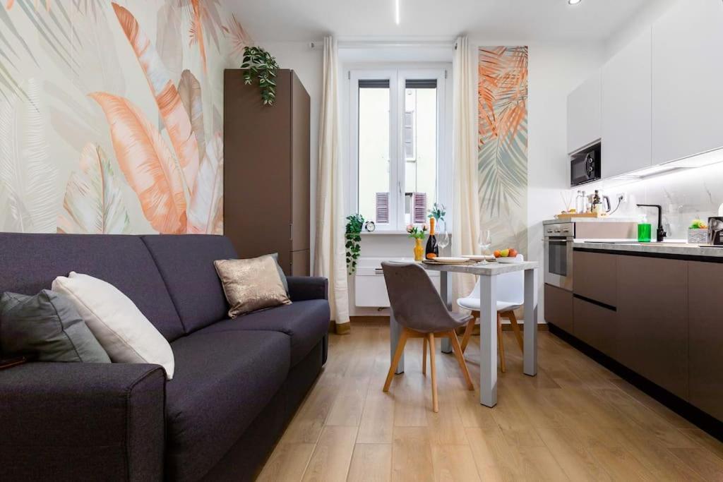 Apartment Exotic House In Of Milan