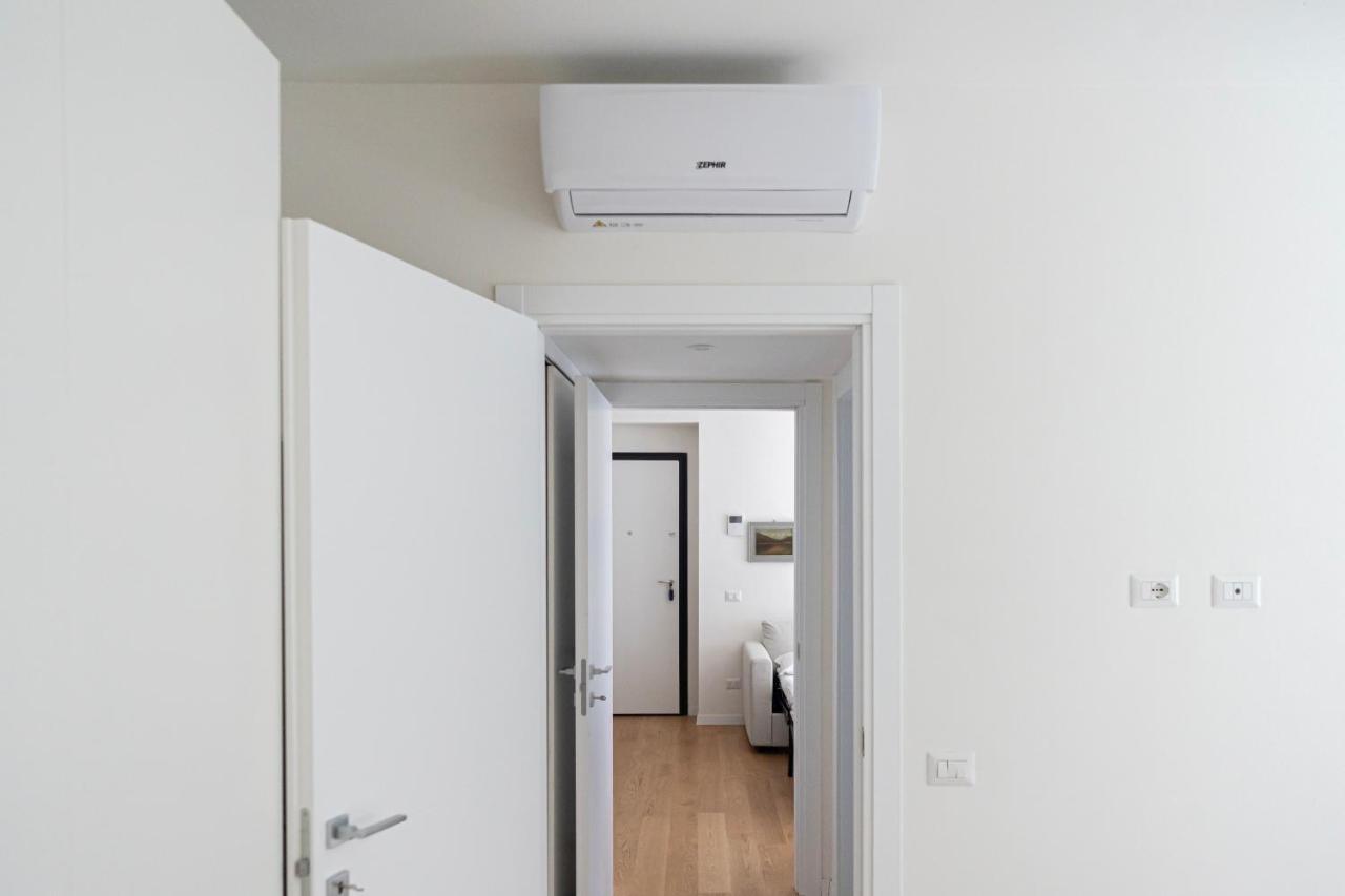 Apartment Moderno Bilocale In Corso Buenos Aires
