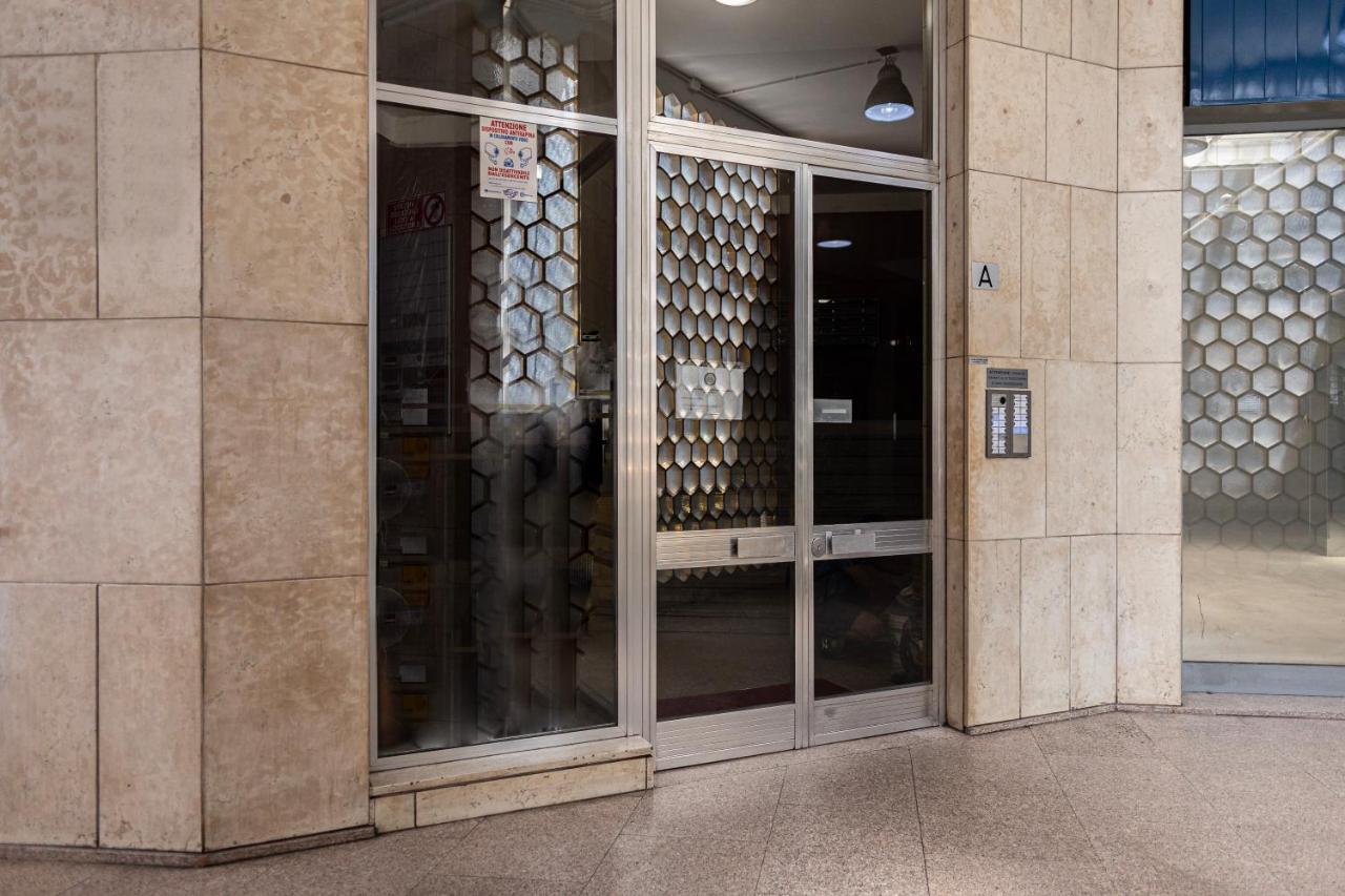 Apartment Moderno Bilocale In Corso Buenos Aires *