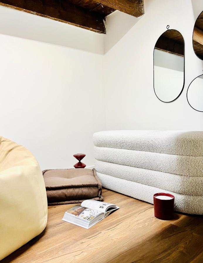 Tarra Luxury * Milan