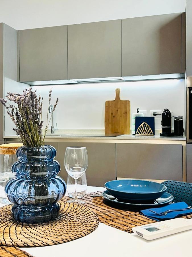 Tarra Luxury * Milan