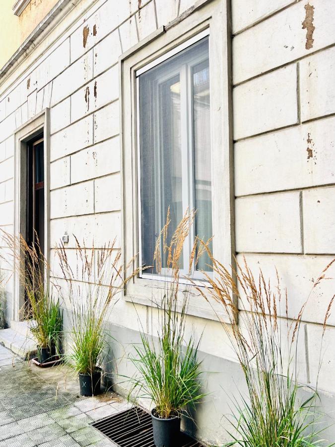 Tarra Luxury * Milan