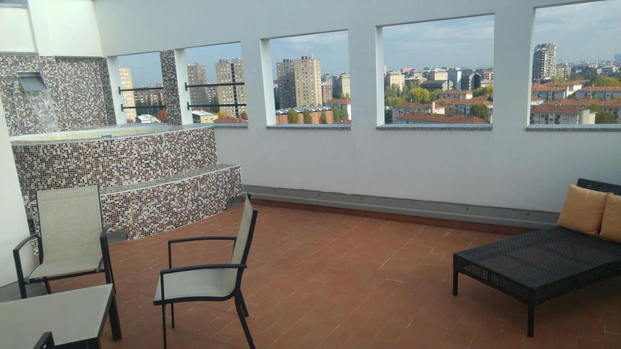 - Doppia Con Bagno Privato In Stupendo Attico Con Vista Mozzafiato Bed & Breakfast