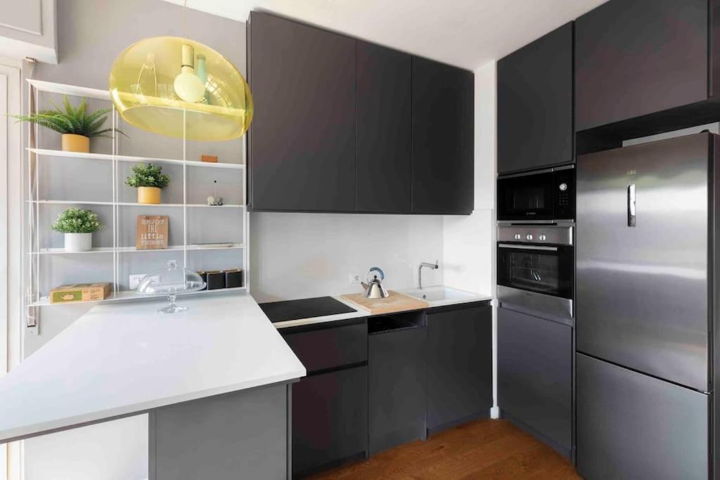 Apartment Grazioso E Spazioso In Forlanini Milan