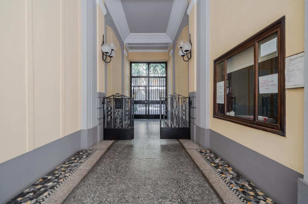 Apartment Lovely In Milano-porta Romana W/ Balcony Milan