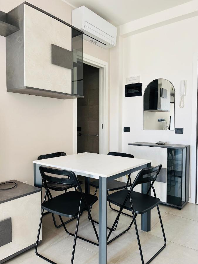 Pericle 5 Apartment