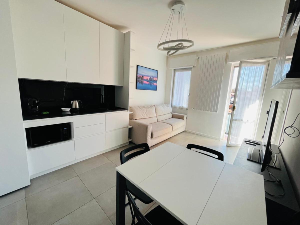 Pericle 5 Apartment