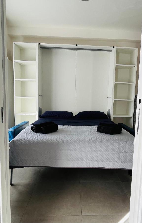Apartment Pericle 5 *