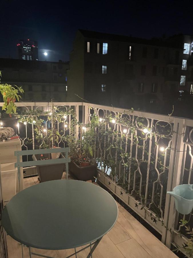 Isola - Bright 2-room With Balcony Milan