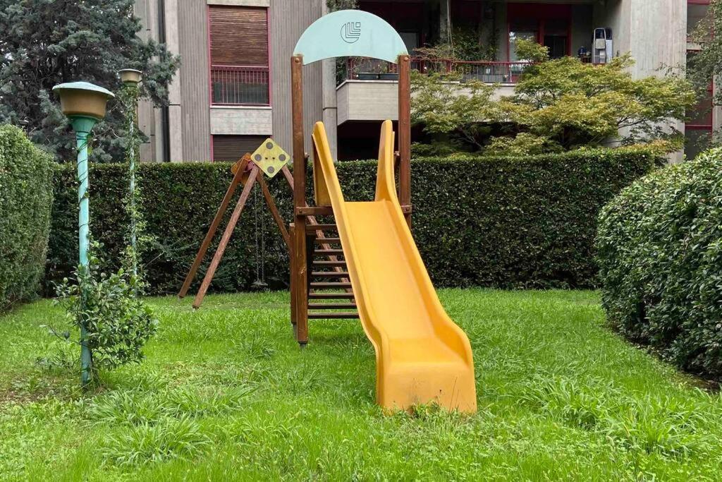 San Siro-city Life Elegant Apt W/ Private Tennis Apartment *