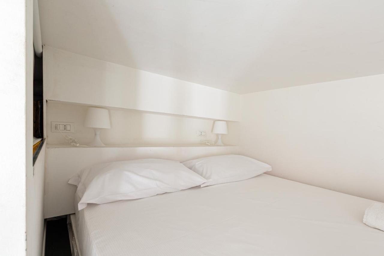 Cosy And Quiet In Milan