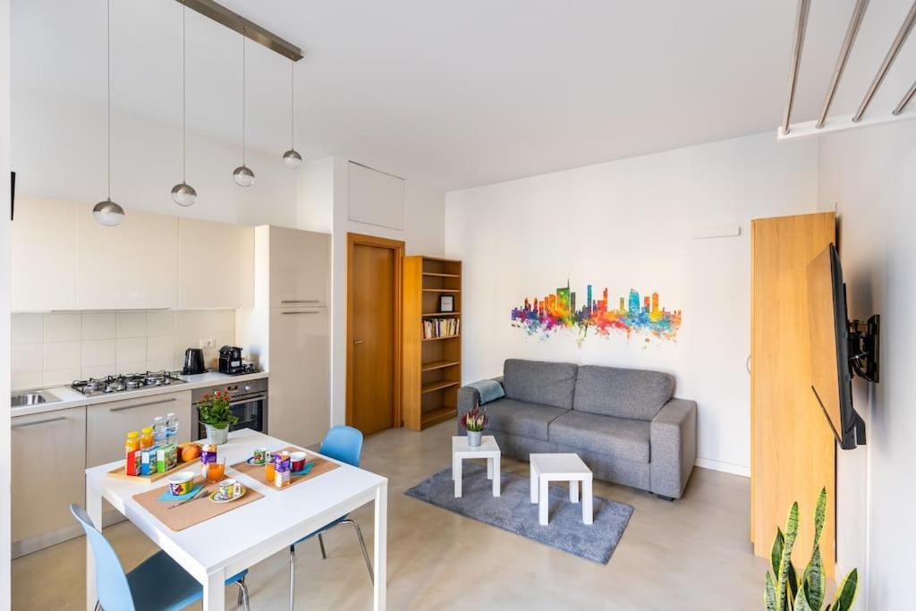 Hub - Sempione, Citylife, Mico * Milan