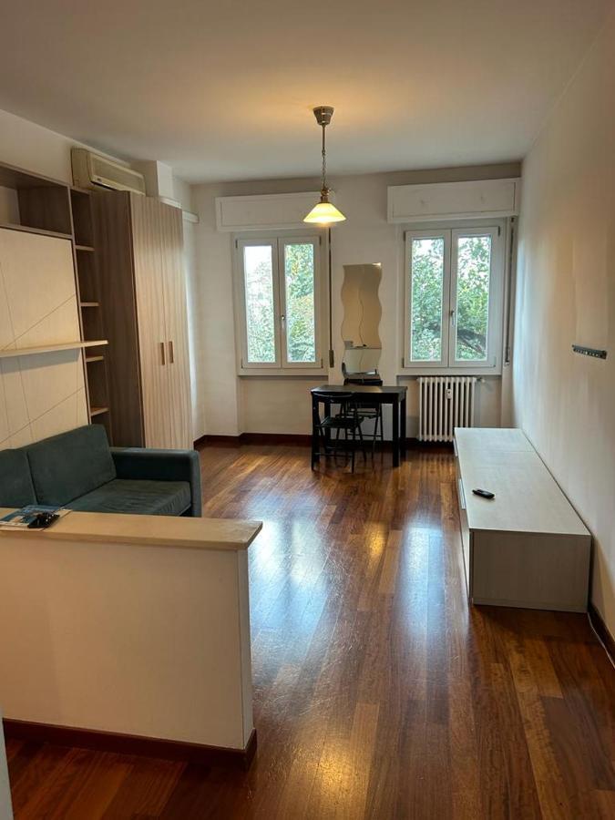 Easy Apartment