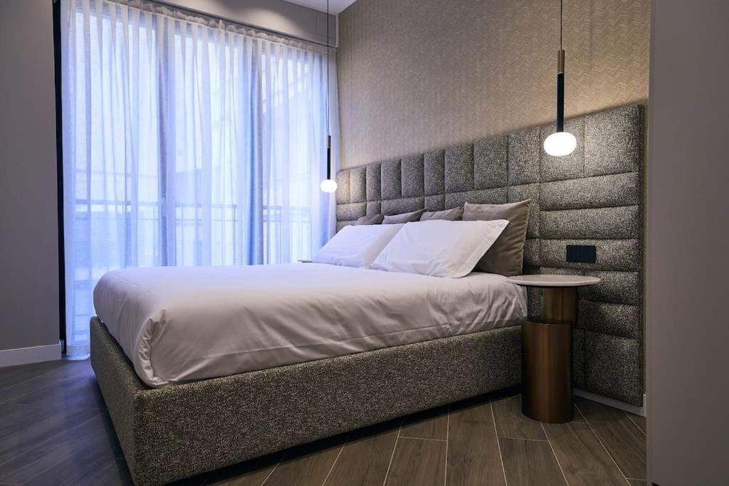 Contempora - Two Bedrooms Monet Apartment Milan