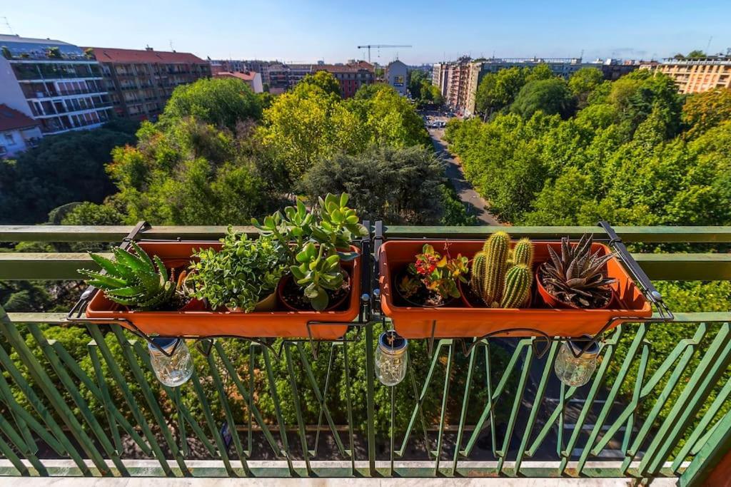 Sunny & Updated Flat With Panoramic View 50m From M4 Stop Apartamento