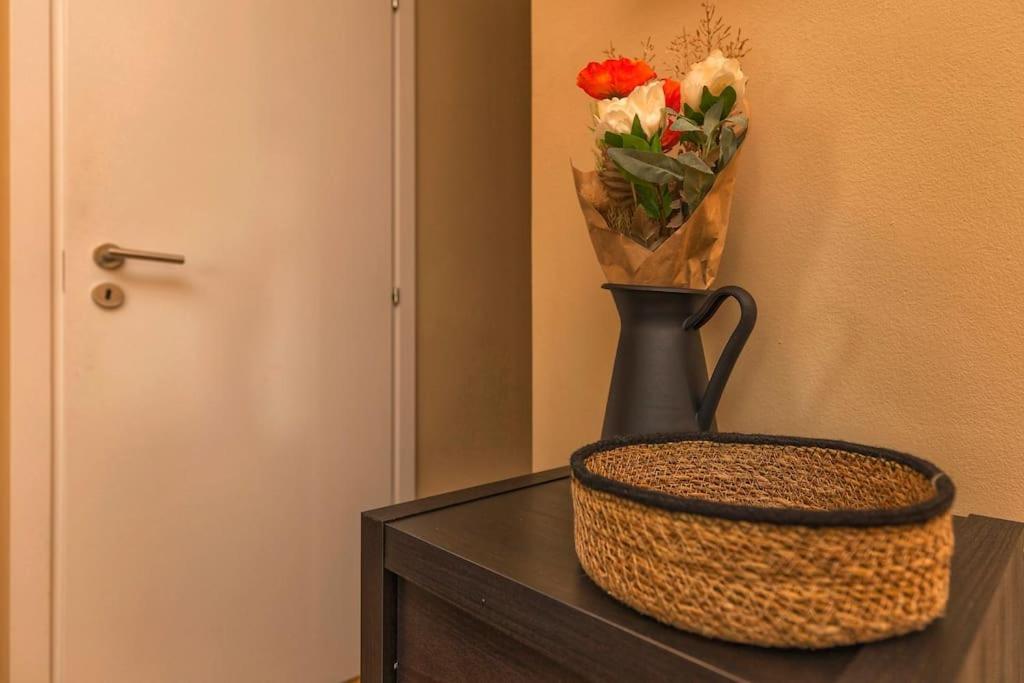 Apartamento Sunny & Updated Flat With Panoramic View 50m From M4 Stop *