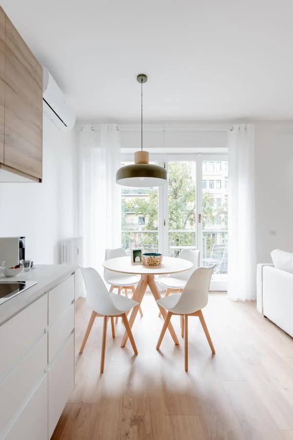 Apartment Luxury 2 Bedroom Apartament, Close To San Siro, Fiera And 10 Min Metro To Duomo Milan